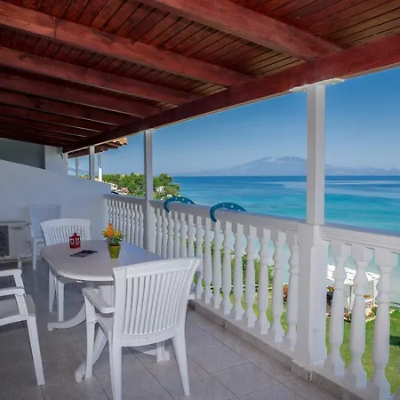 Ionian View & Studios Апартаменты *